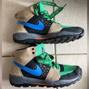 Nike acg alder mid khaki/gamma green size 9.5